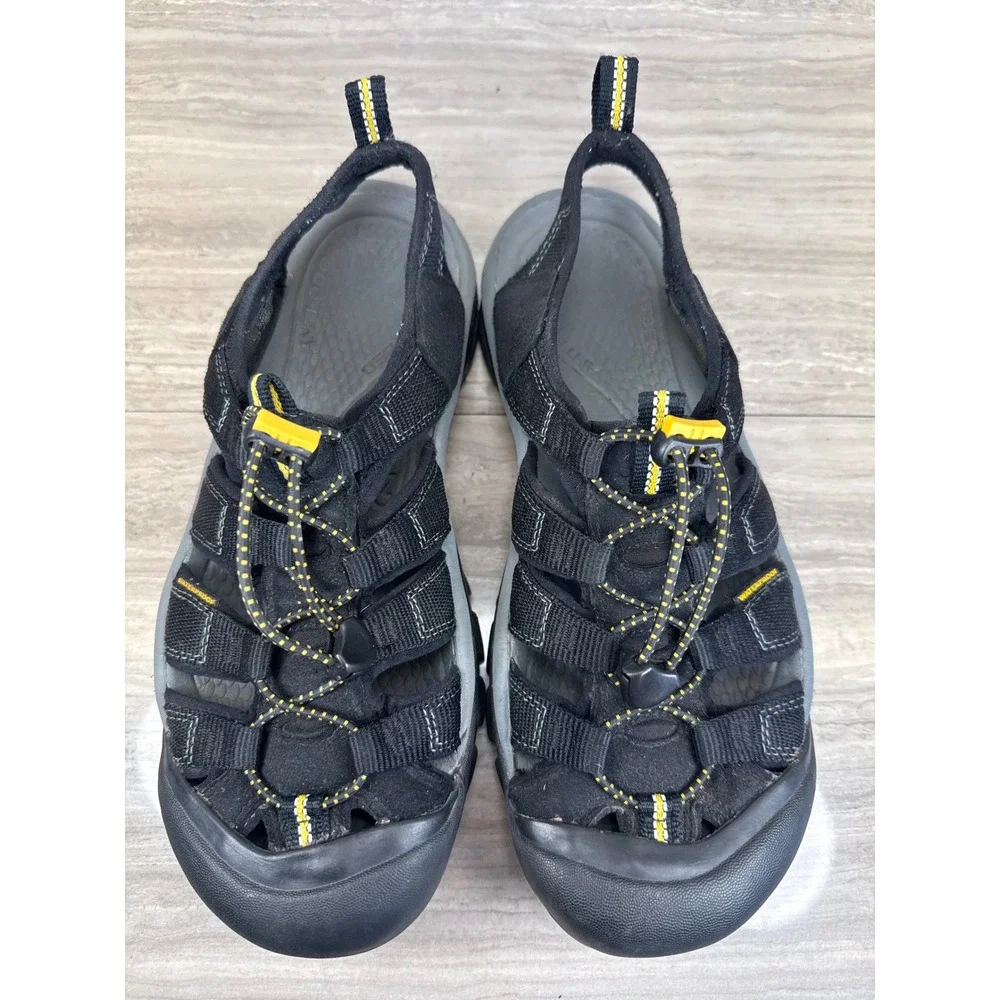 KEEN Newport H2 Water Trail Sandals Black Yellow Bungee Hiking Gorpcore Mens 9.5
